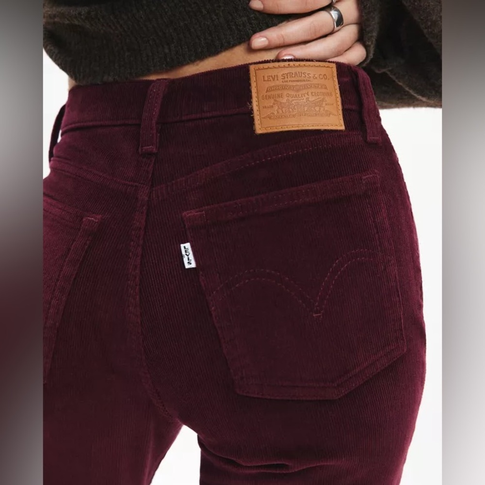 Levi's Women's Corduroy Wedgie Straight Jeans